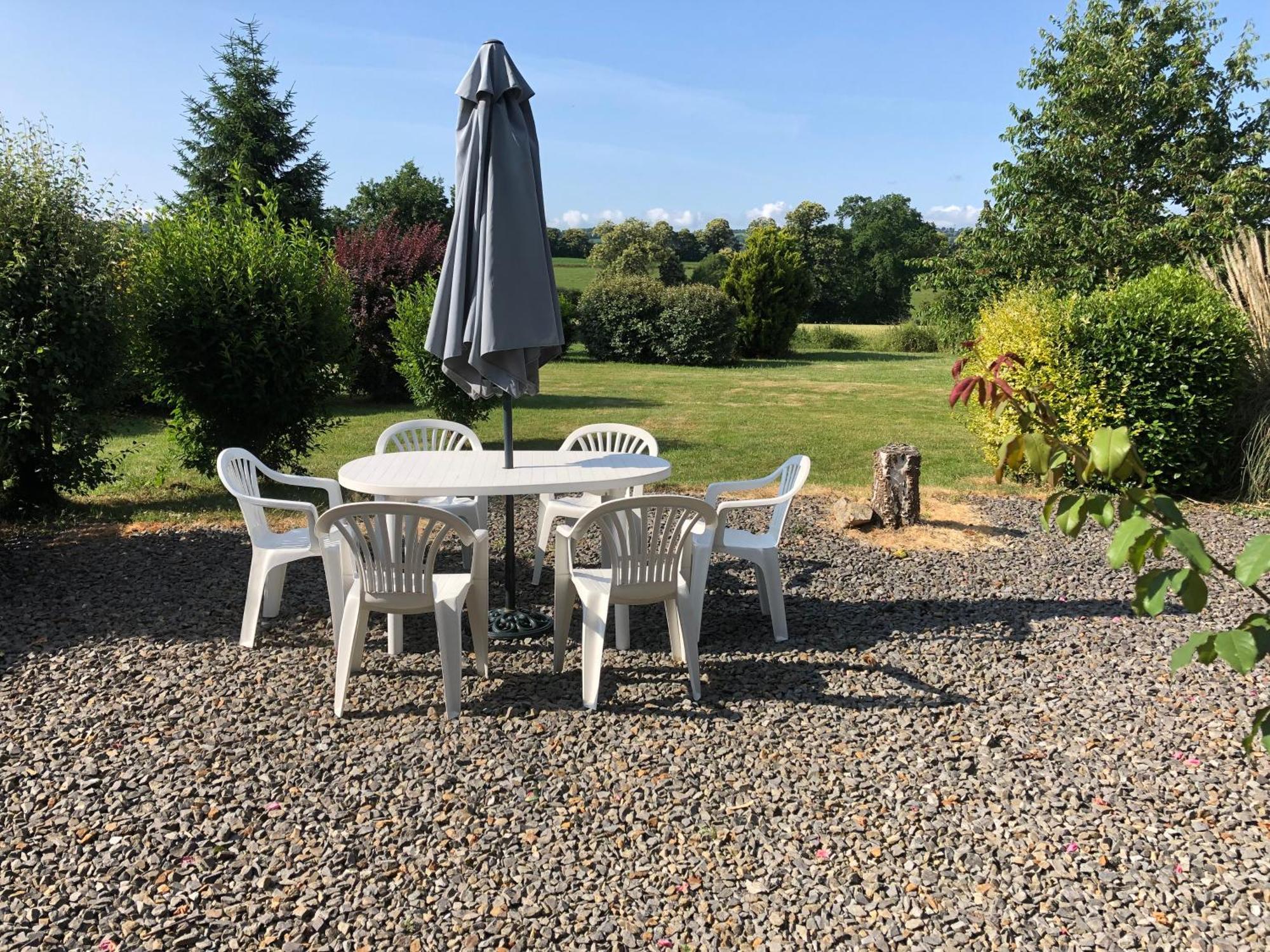 Jasmin Cottage With Seasonal Swimming Pool Le Mesnil-Gilbert Exterior foto